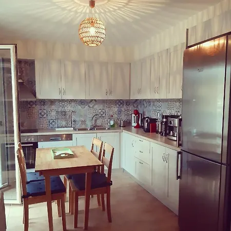 Xaradiotis House - A Modern Away From Nyaraló *