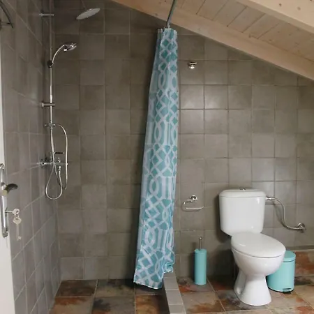 Xaradiotis House - A Modern Away From * Katoméri