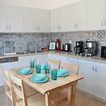 Xaradiotis House - A Modern Away From Holiday home Katomerion