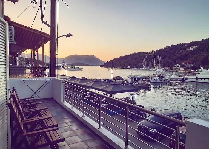 Σπίτι διακοπών Xaradiotis House - A Modern Away From Κατομέρι