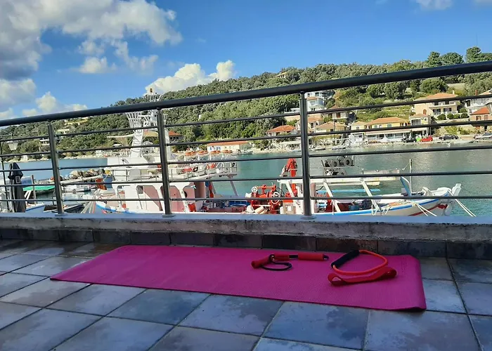 Xaradiotis House - A Modern Away From