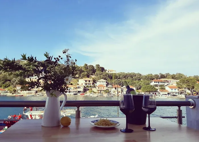 Xaradiotis House - A Modern Away From