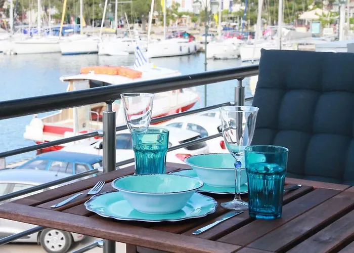 Xaradiotis House - A Modern Away From *