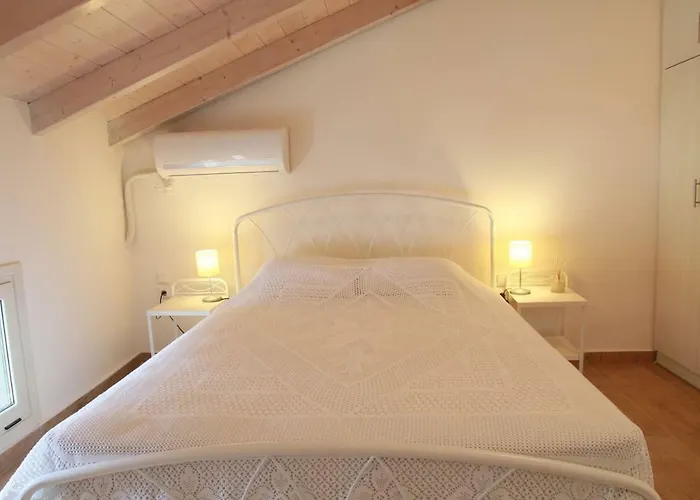 Xaradiotis House - A Modern Away From Σπίτι διακοπών *