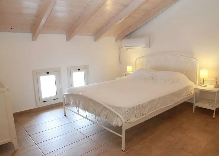 Xaradiotis House - A Modern Away From Σπίτι διακοπών *